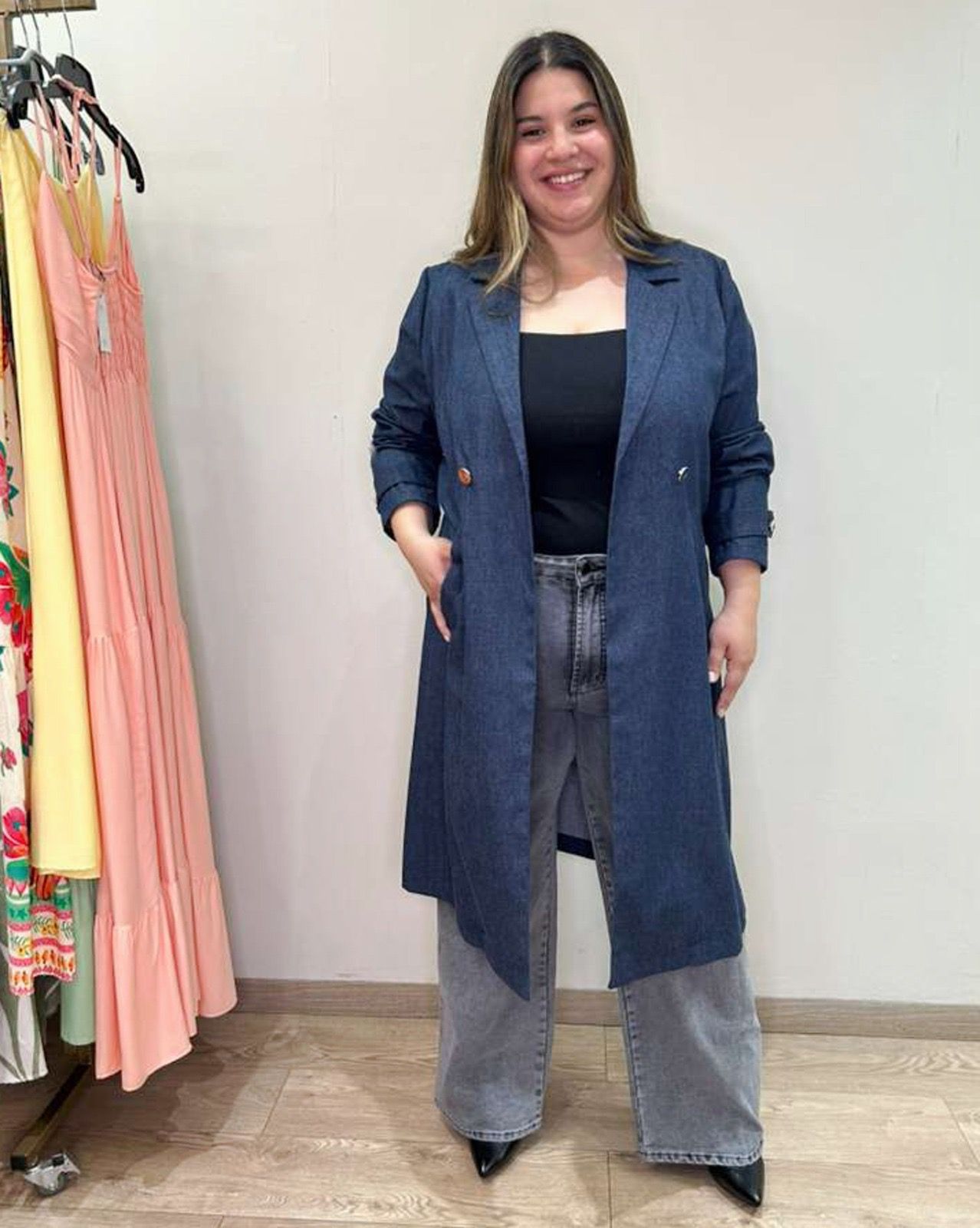 Abrigo Largo de Denim para Mujer - Trench de Mezclilla con Botones