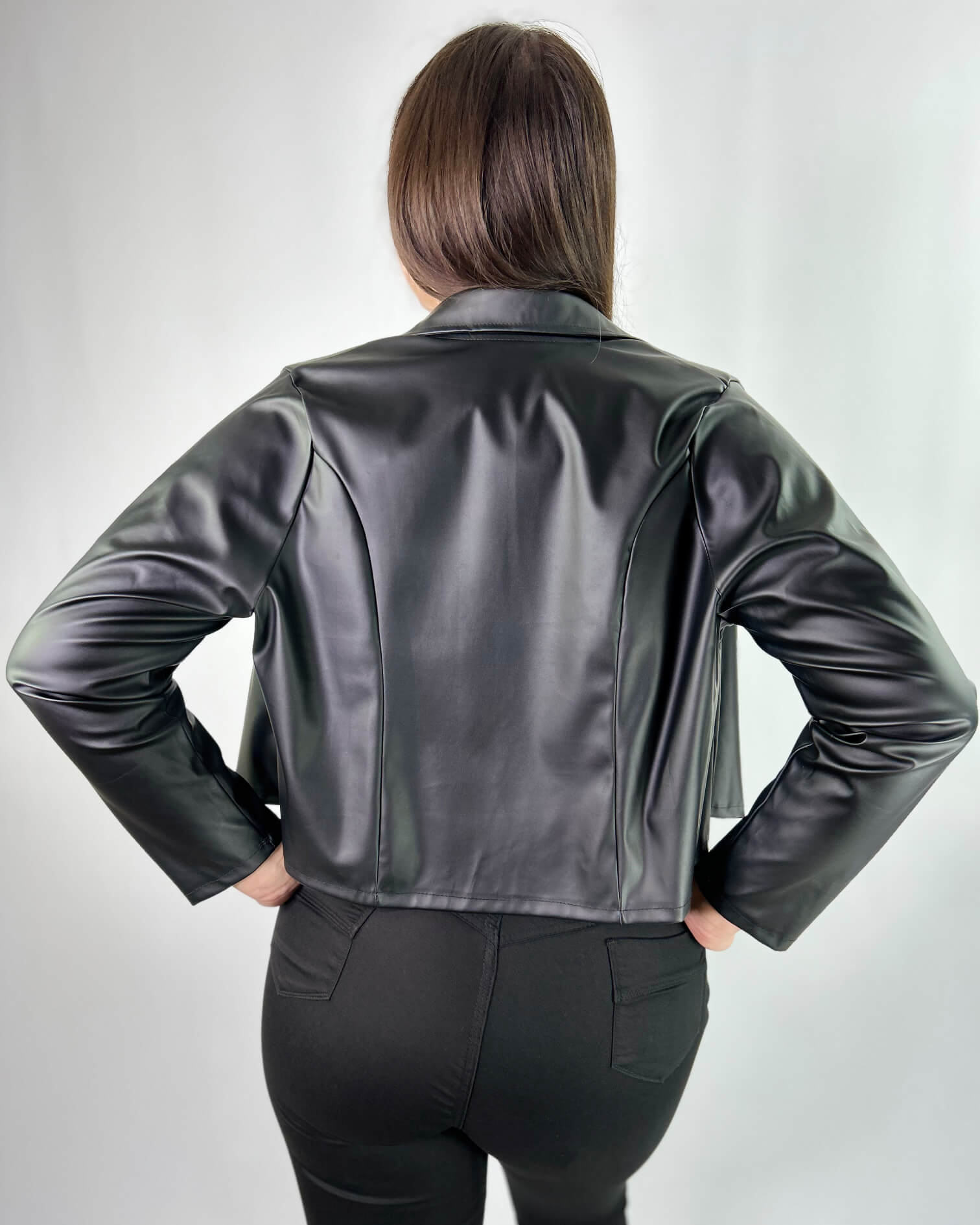 Chaqueta Mujer| Ecocuero Corta| Talla L