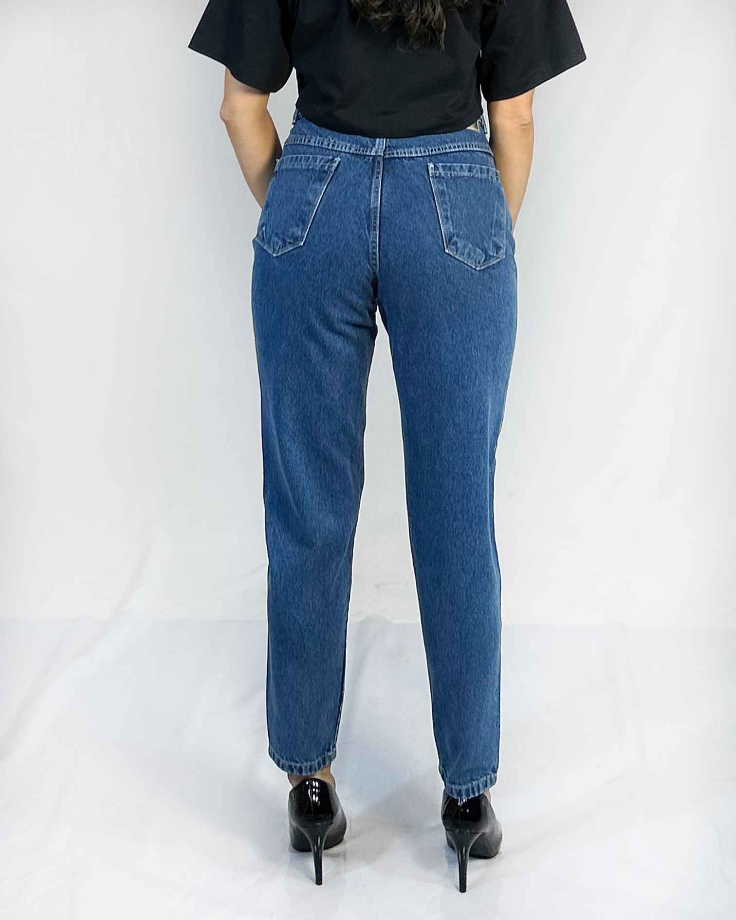 Jeans Tiro Alto Mom Tachas Mujer| Levanta Cola