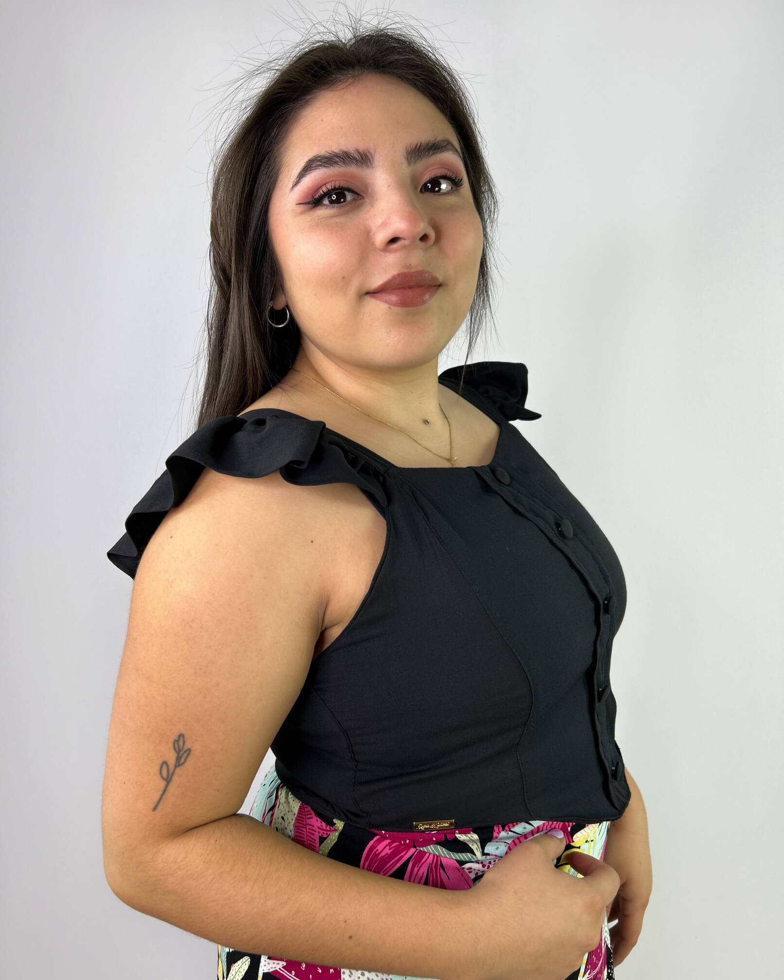 Polera Negra con Vuelos| Juvenil